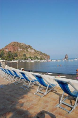 Hotel Conti Vulcano  Buitenkant foto